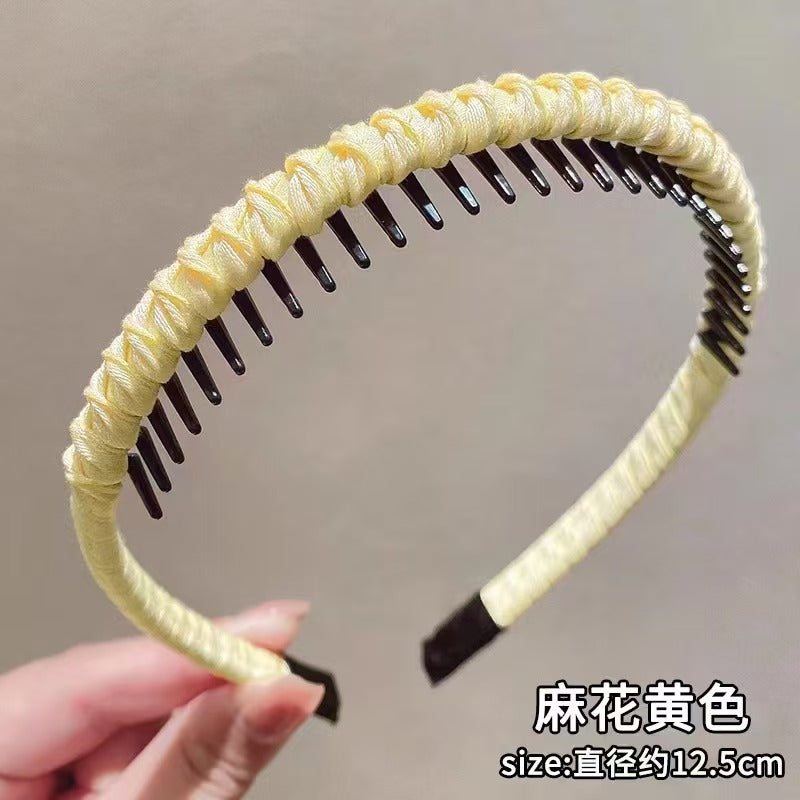 New Toothed Headband for Women, Popular on Social Media, Suitable for Forehead Bangs and Stray Hair, Non-Slip, Fluffy, and Designed for Washing Face